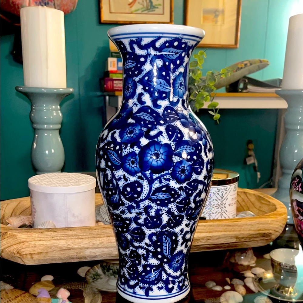 Pier 1 imports vase